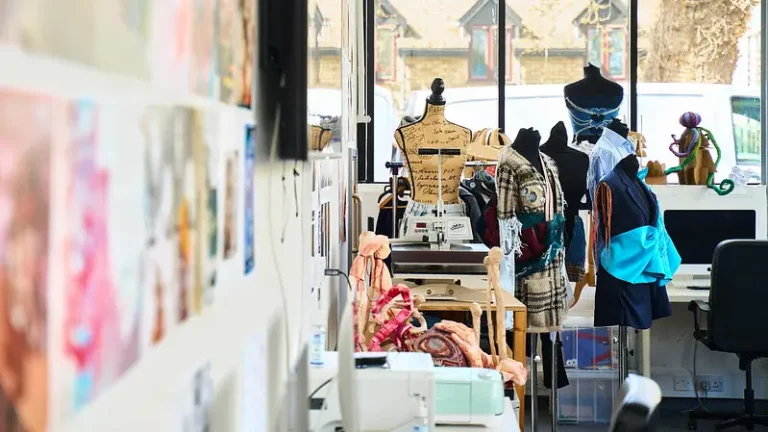Cambridge, programas especializados de arte, moda y diseño