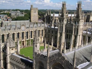 Curso de preparación de examen oficial de Cambridge en Oxford de Where&What