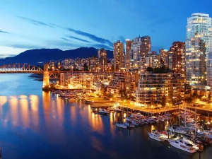 Curso de inglés para mayores de 30 años en Vancouver de Where&What